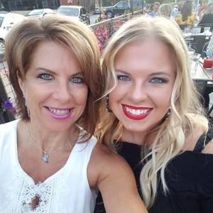 Meet your Posher, Hillary